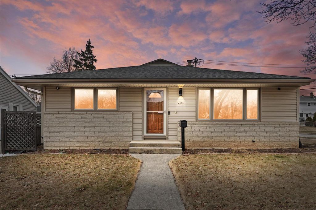 Photo of 9300 W Eden PLACE, Milwaukee, WI 53228 (MLS # 1952711)