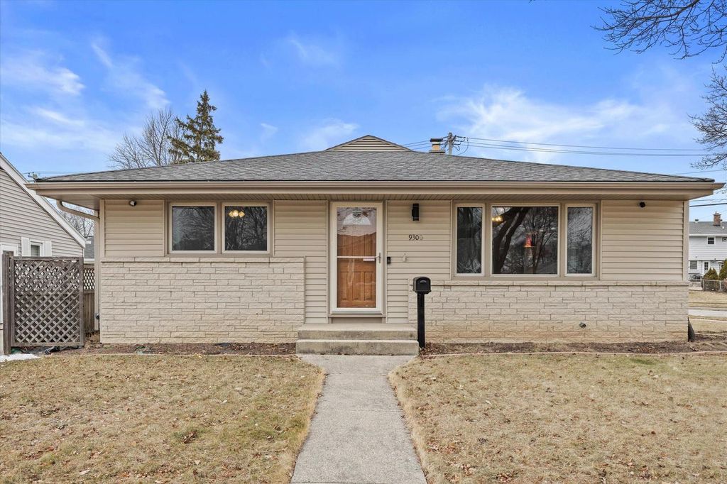 Photo of 9300 W Eden PLACE, Milwaukee, WI 53228 (MLS # 1952711)