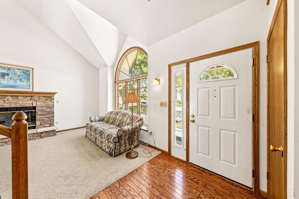 Photo of 8899 S Patricia BOULEVARD, Oak Creek, WI 53154 (MLS # 1971745)