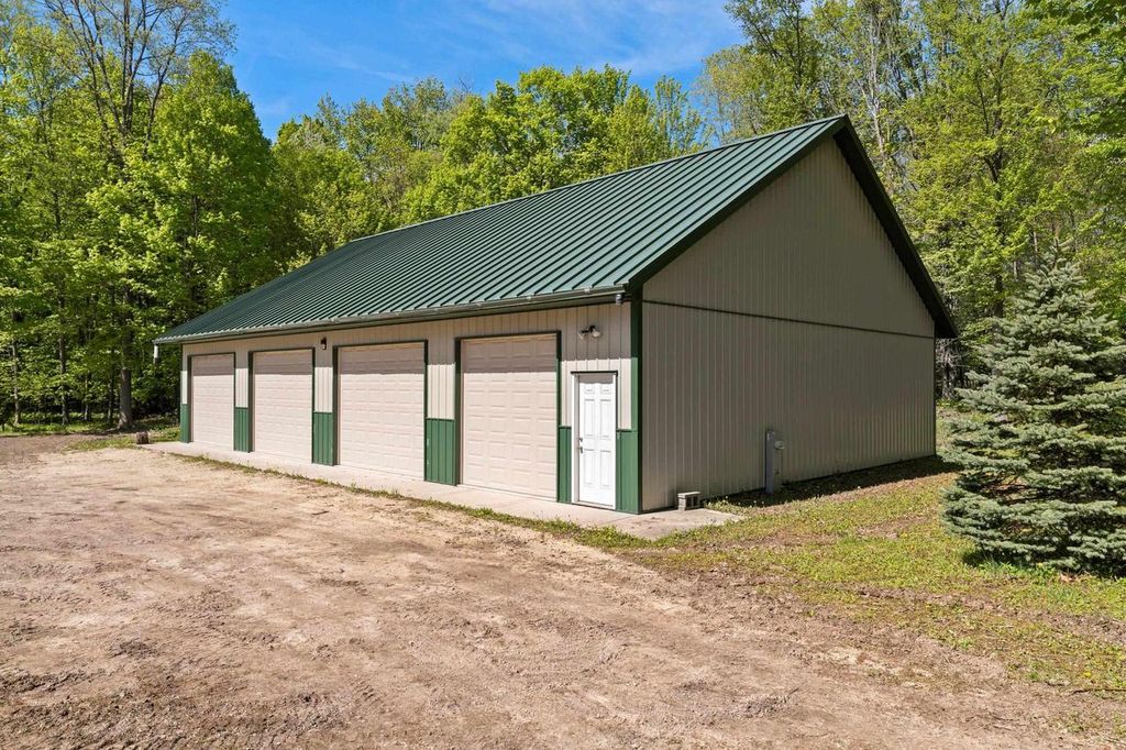 Photo of Cedar ROAD, Luxemburg, WI 54217 (MLS # 50325983)