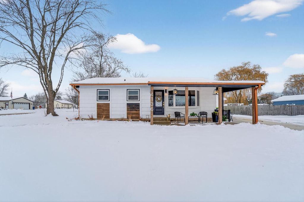 Photo of 4136 E Elm ROAD, Oak Creek, WI 53154 (MLS # 1944807)