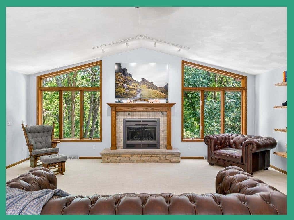 Photo of 546 Echo Valley ROAD, Brooklyn, WI 53521 (MLS # 2027077)