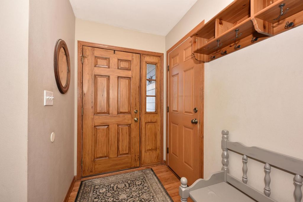 Photo of W213N16501 Glen Brooke DRIVE, Jackson, WI 53037 (MLS # 1944648)