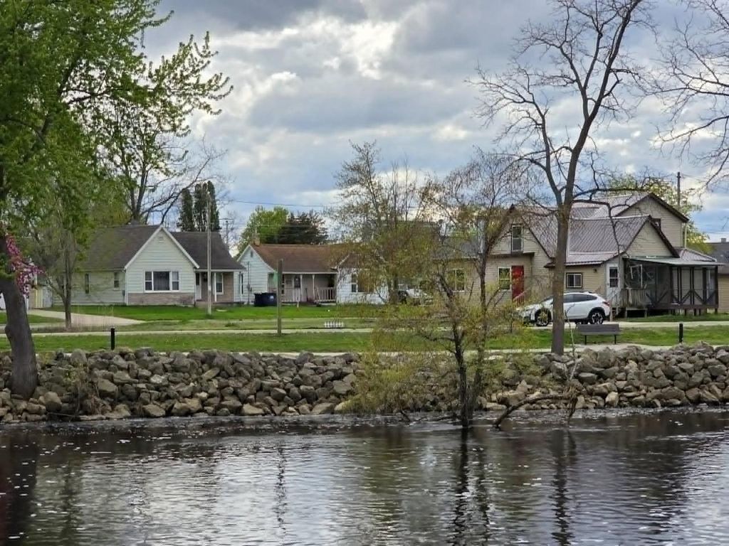 Photo of 806 Mansion STREET, Mauston, WI 53948 (MLS # 2022216)