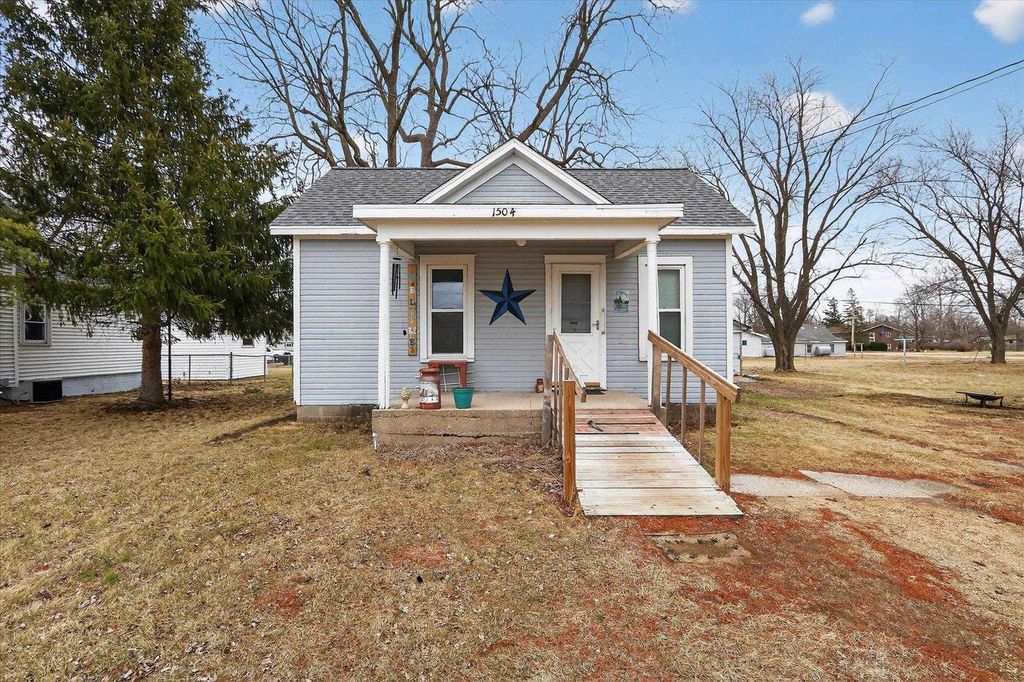 Photo of 1504 W 7th AVENUE, Brodhead, WI 53520 (MLS # 2016914)