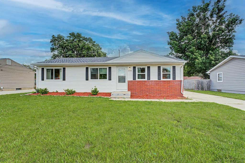 Photo of 2353 Robinson DRIVE, Beloit, WI 53511 (MLS # 2026119)