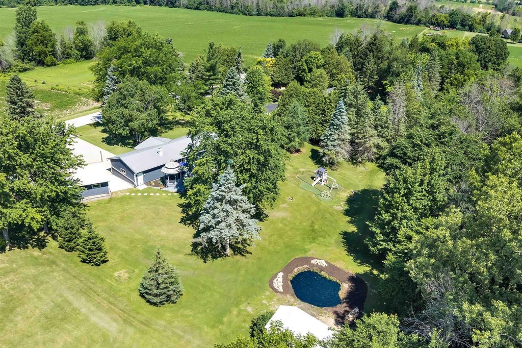 Photo of 7345 Lemke DRIVE, Greenleaf, WI 54126 (MLS # 50328645)