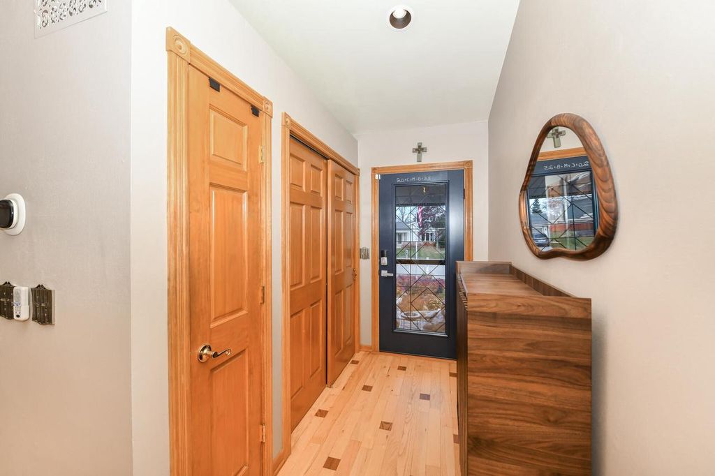 Photo of 1605 Sherman AVENUE, South Milwaukee, WI 53172 (MLS # 1943644)