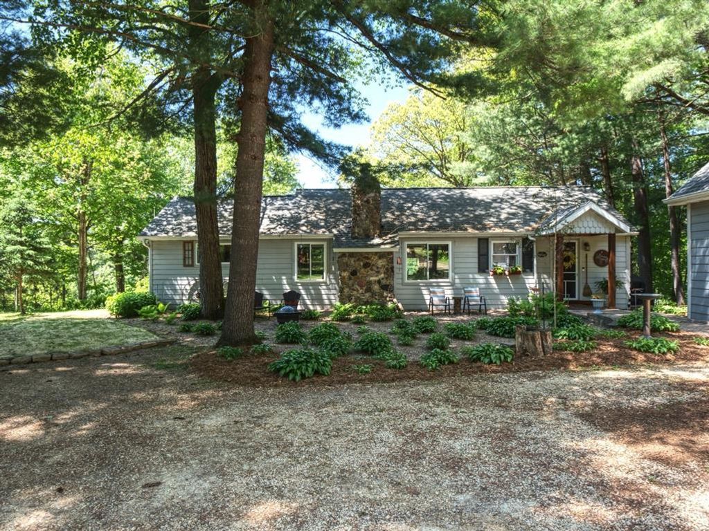 Photo of N467 297th STREET, Eau Galle, WI 54737 (MLS # 1601487)