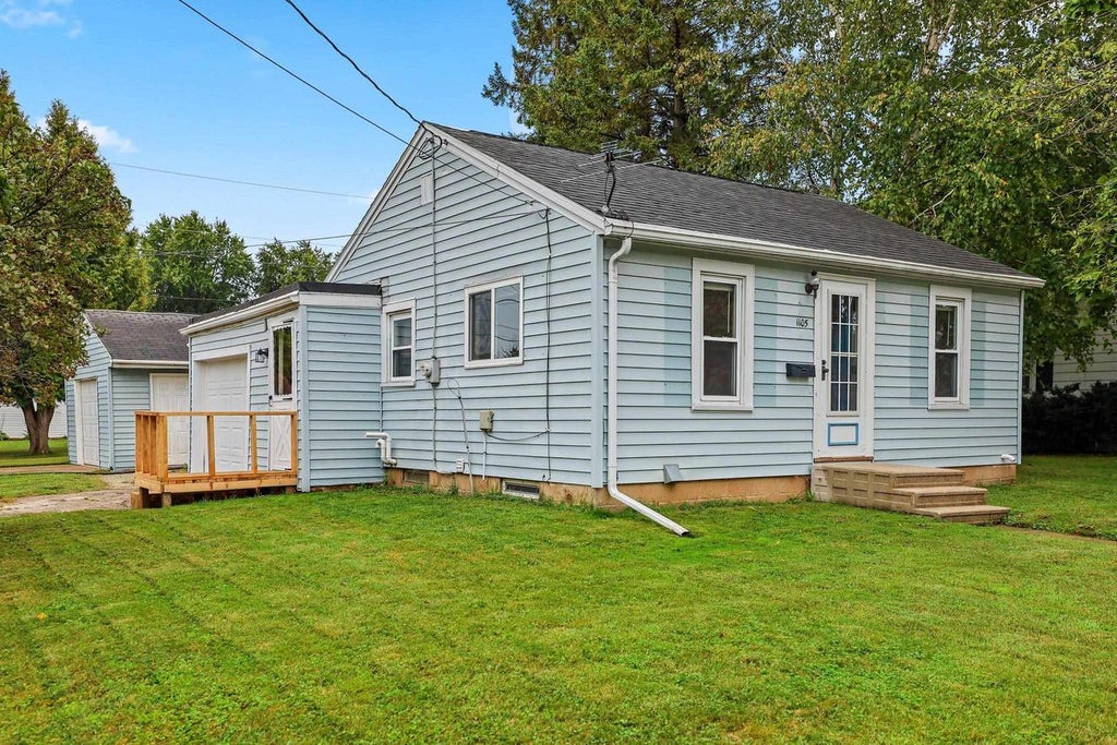 Photo of 1105 W Grant STREET, Appleton, WI 54914 (MLS # 50332431)
