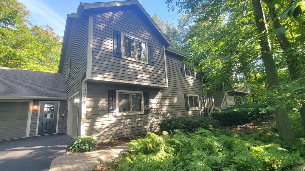 Photo of 5510 Maple ROAD, West Bend, WI 53095 (MLS # 1982018)