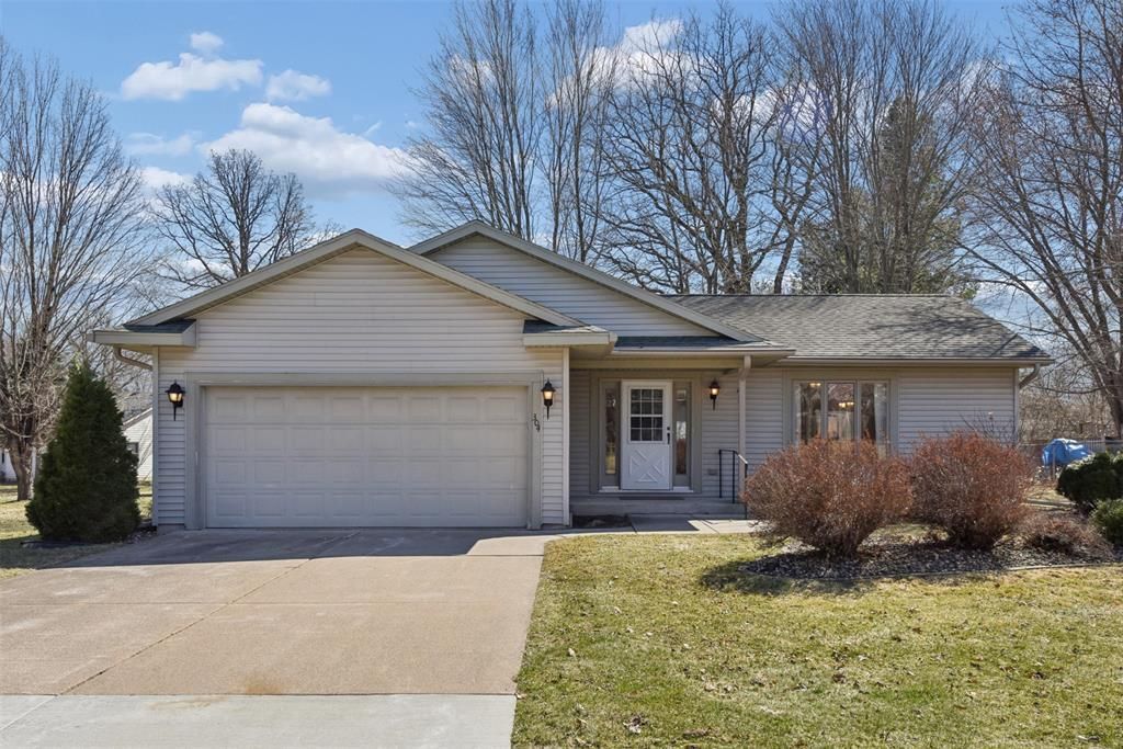 Photo of 304 Spruce DRIVE, Woodville, WI 54028 (MLS # 1599830)