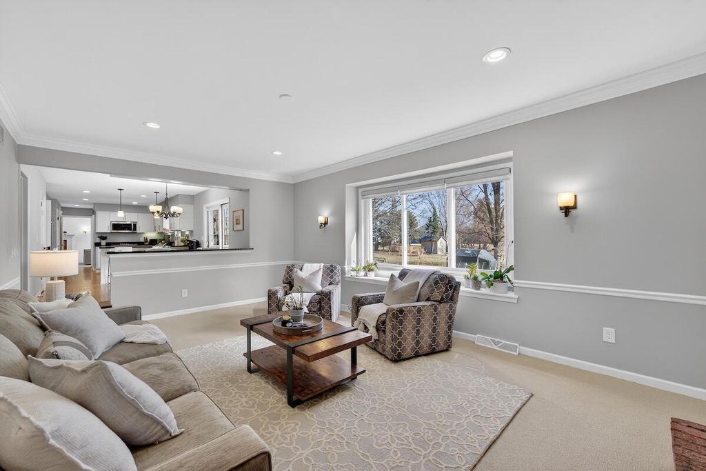 Photo of 12714 N Meadow CIRCLE WEST CIRCLE W, Mequon, WI 53092 (MLS # 1951380)