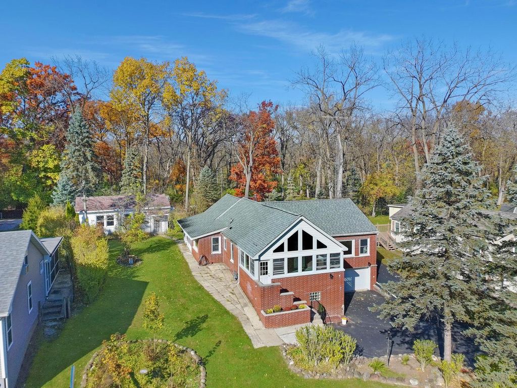 Photo of W3926 Springbrook ROAD, Lake Geneva, WI 53147 (MLS # 1942416)