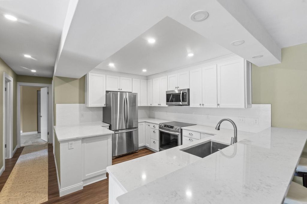 Photo of 321 Park Hill DRIVE #A, Pewaukee, WI 53072 (MLS # 1947572)