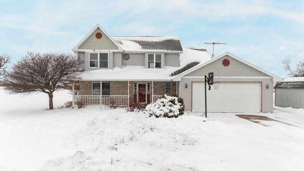 Photo of 1531 Waukau ROAD, Omro, WI 54963 (MLS # 50319183)