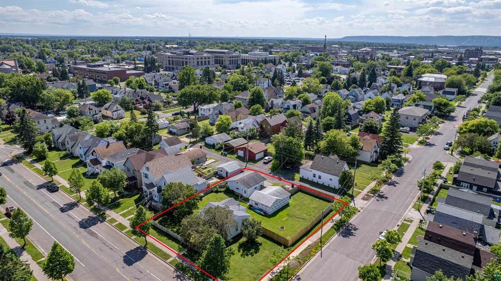 Photo of 1205 Grand AVENUE, Superior, WI 54880 (MLS # 6126671)