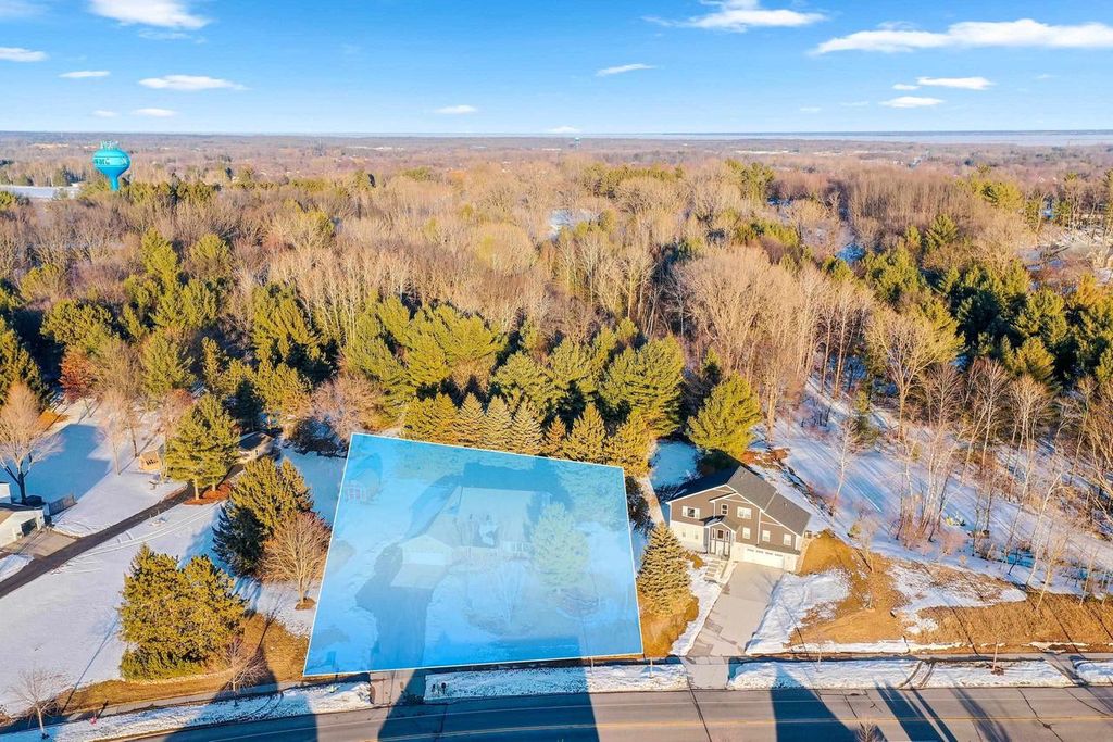 Photo of 3410 Glendale AVENUE, Howard, WI 54313 (MLS # 50321124)