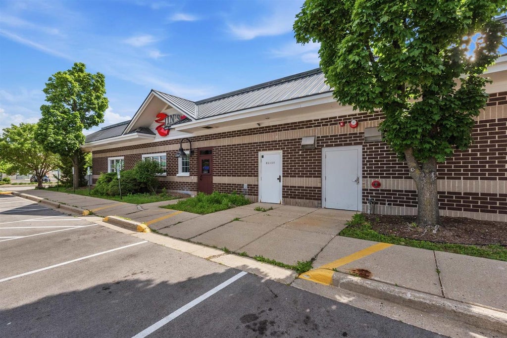Photo of 7401 W Barnard AVENUE, Greenfield, WI 53220 (MLS # 2026581)
