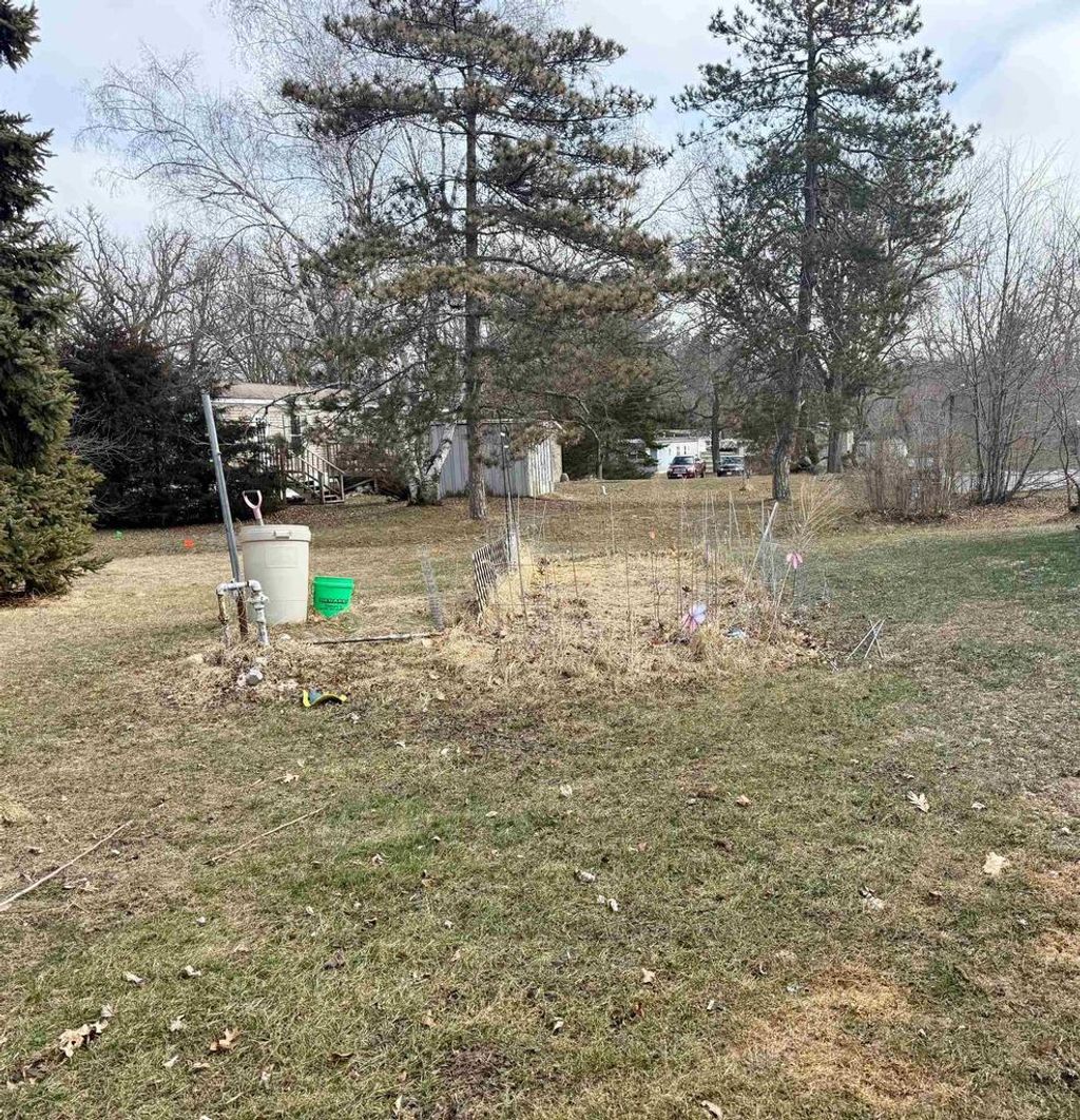 Photo of N2639 County Road Z B68 ROAD, Dousman, WI 53118 (MLS # 2017009)