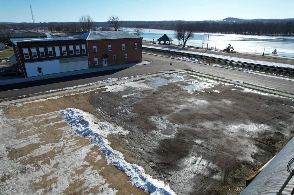 Photo of 205 Frederick STREET, Cassville, WI 53806 (MLS # 2013139)