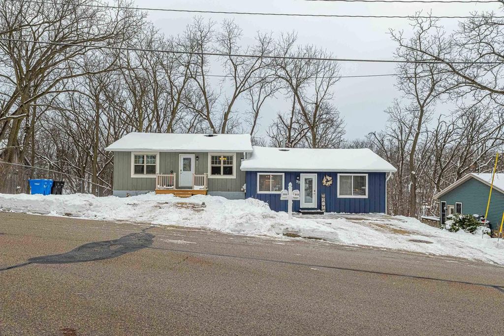 Photo of 311 - 313 Wilson STREET, Mount Horeb, WI 53572 (MLS # 2013277)