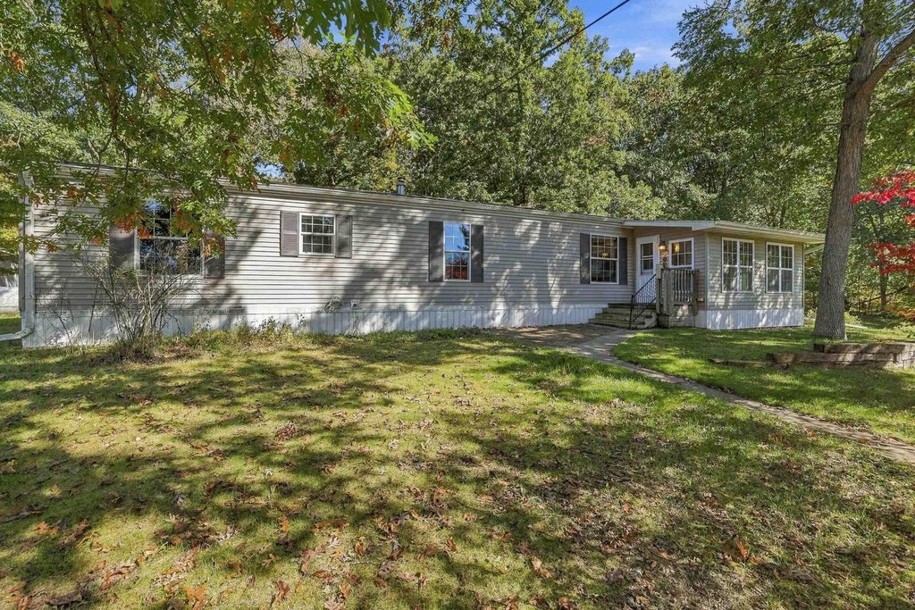 Photo of W6264 S Norway Hills LANE, Wautoma, WI 54982 (MLS # 22604931)