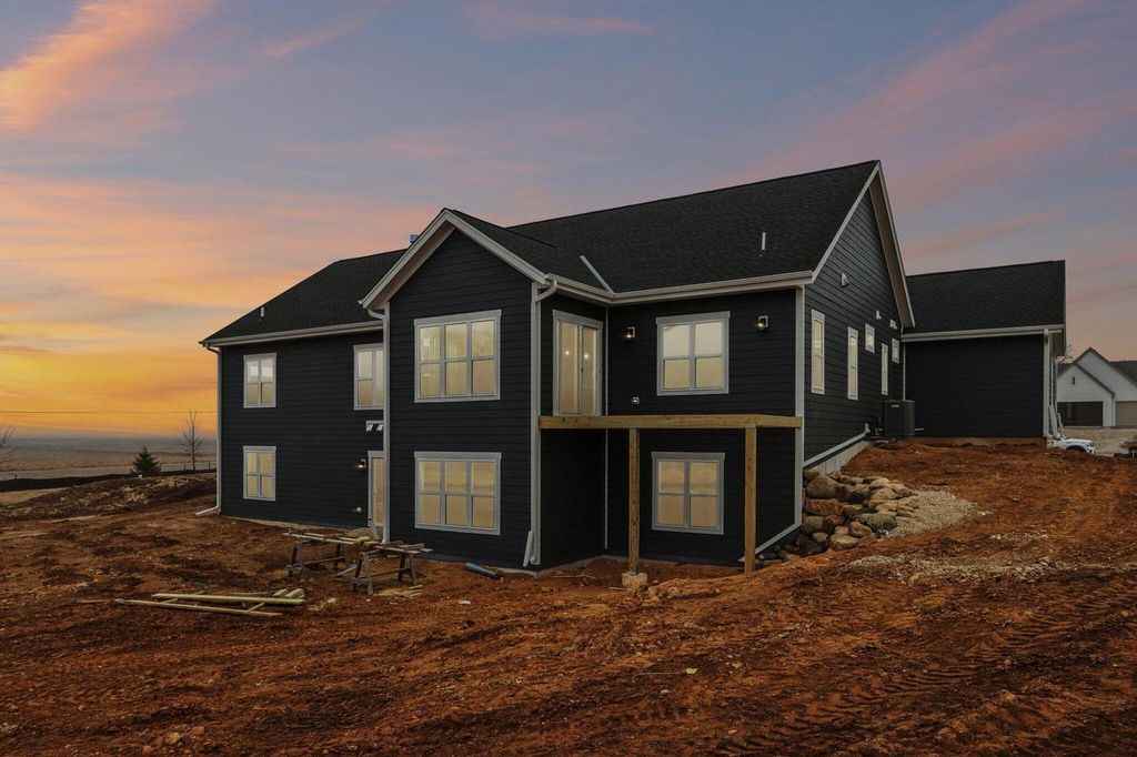 Photo of W223S9323 Oak Ridge DRIVE, Big Bend, WI 53103 (MLS # 1952882)