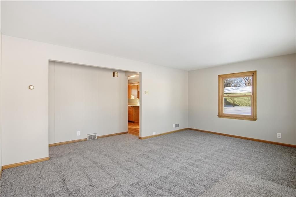 Photo of 401 Long STREET, Eau Claire, WI 54703 (MLS # 1597930)