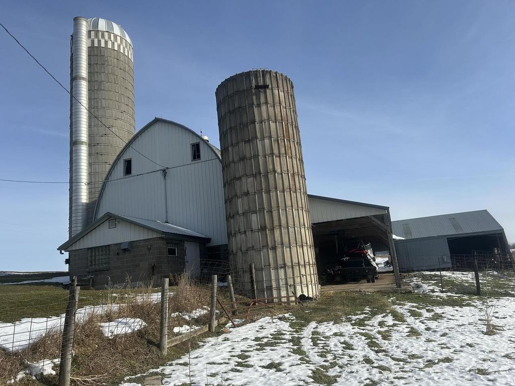 Photo of 61058 County Road B ROAD, Ferryville, WI 54628 (MLS # 2014119)