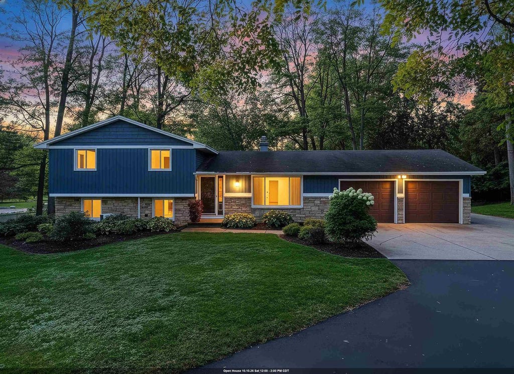 Photo of 2347 School LANE, Green Bay, WI 54313 (MLS # 50334037)