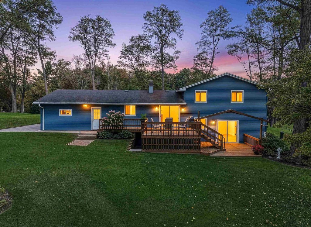 Photo of 2347 School LANE, Green Bay, WI 54313 (MLS # 50334037)