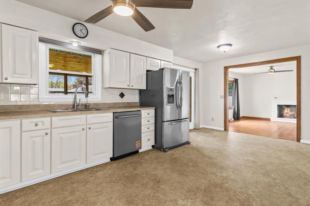 Photo of 2286 Wood DRIVE, Beloit, WI 53511 (MLS # 1961337)