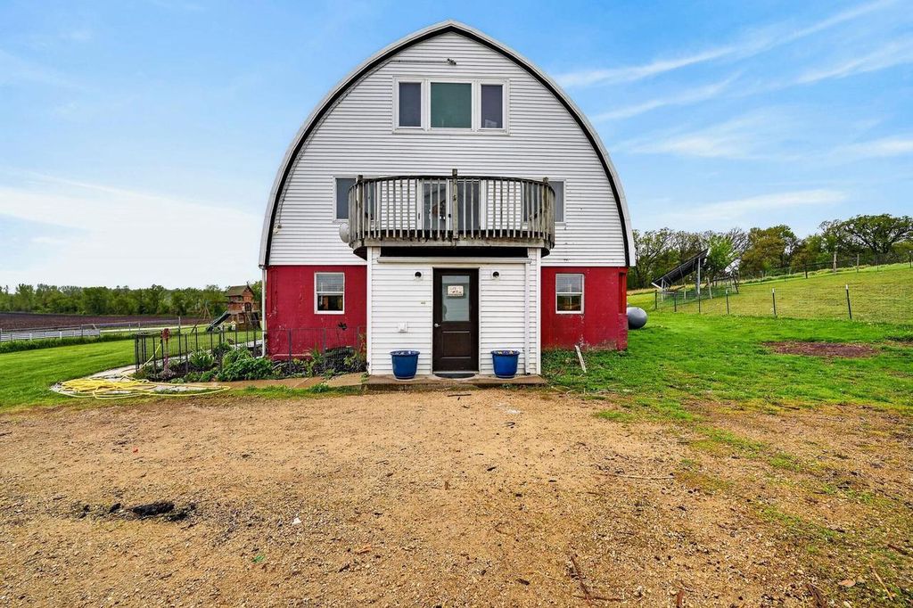 Photo of 11576 Walnut ROAD, Darlington, WI 53530 (MLS # 2020983)