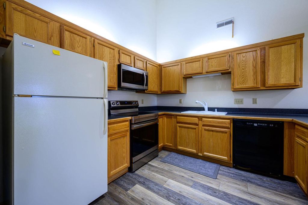 Photo of 9354 W Loomis ROAD #4, Franklin, WI 53132 (MLS # 1948600)