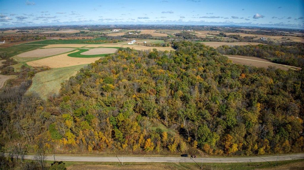 Photo of 7880 E Lamont ROAD, Darlington, WI 53530 (MLS # 2011472)