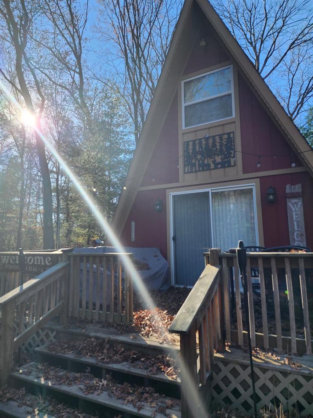 Photo of 1044 Waterstone COURT, Pewaukee, WI 53072 (MLS # 1946399)