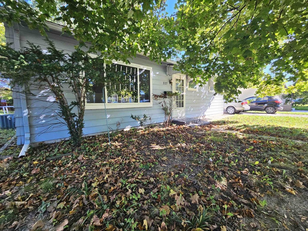 Photo of 327 Hitchcock STREET, Baraboo, WI 53913 (MLS # 2034430)