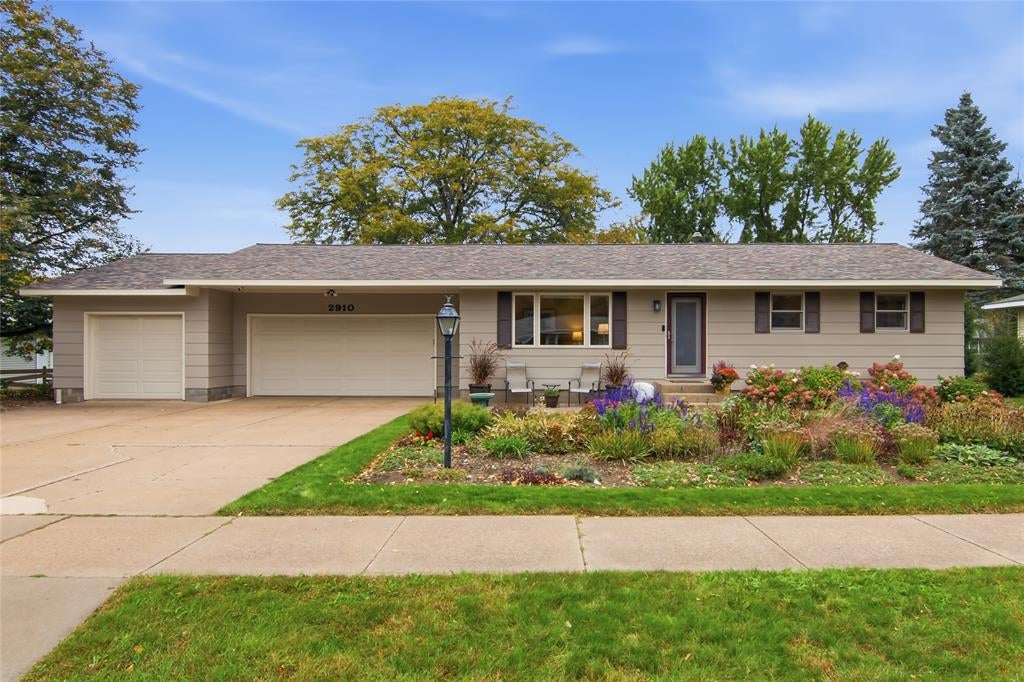 Photo of 2910 Terry LANE, Eau Claire, WI 54703 (MLS # 1606260)