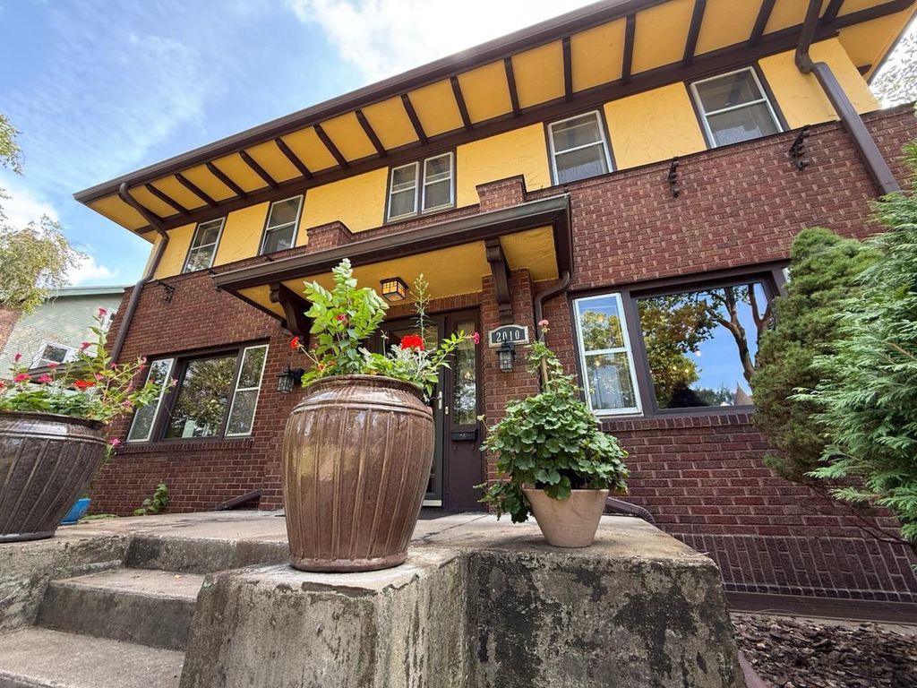 Photo of 2010 Main STREET, La Crosse, WI 54601 (MLS # 1934288)