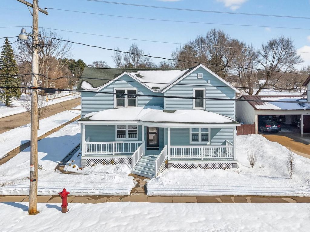 Photo of 210 N Farmer STREET, Princeton, WI 54968 (MLS # 2018956)