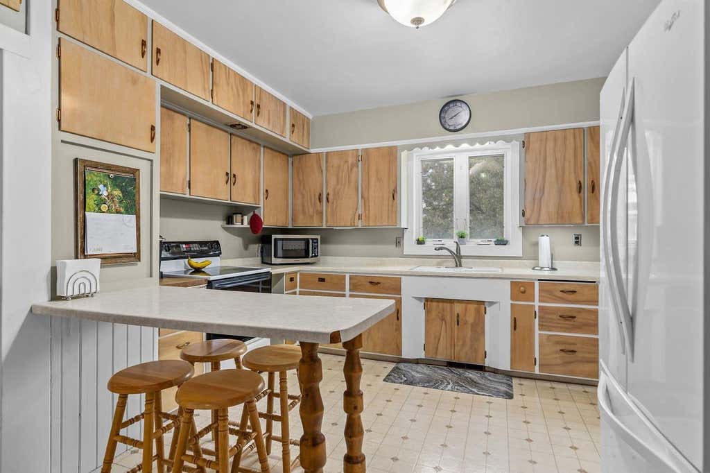 Photo of 799 Depot STREET, Manawa, WI 54949 (MLS # 50328194)