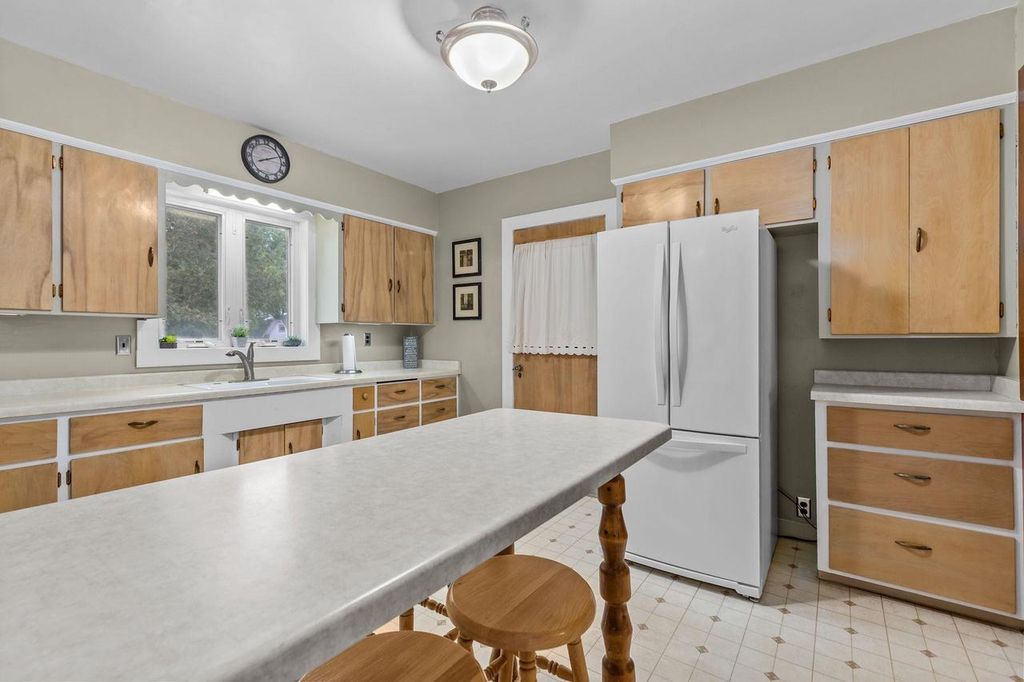 Photo of 799 Depot STREET, Manawa, WI 54949 (MLS # 50328194)