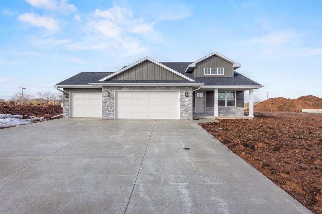Photo of 3105 Toad Island TRAIL, De Pere, WI 54115 (MLS # 50321768)