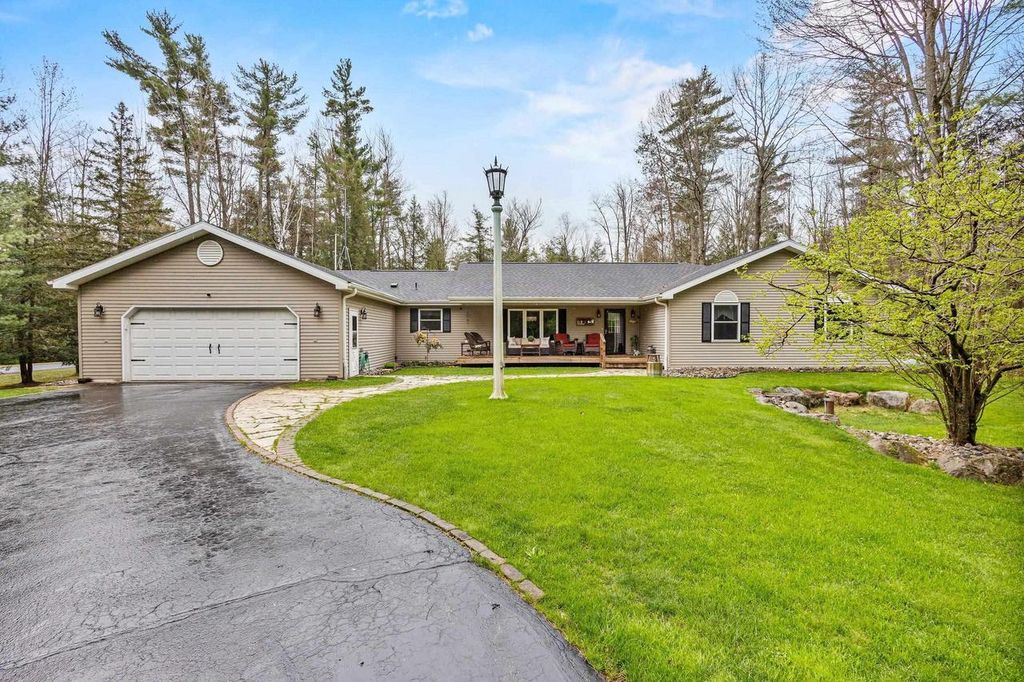 Photo of 4775 Pine Ridge TRAIL, Abrams, WI 54101 (MLS # 50324663)