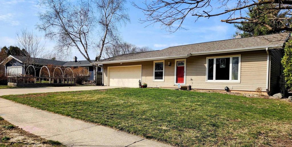 Photo of 2818 Brandon ROAD, Madison, WI 53719 (MLS # 2019446)