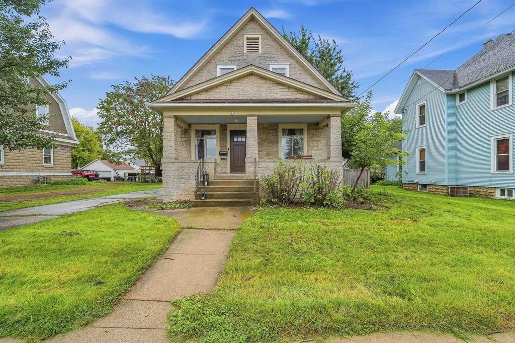 Photo of 244 Center STREET, Randolph, WI 53956 (MLS # 2032407)