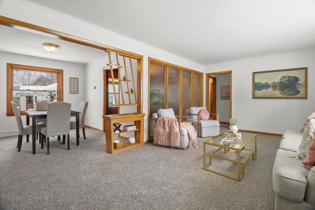 Photo of 815 Parkview LANE, Mukwonago, WI 53149 (MLS # 1944459)