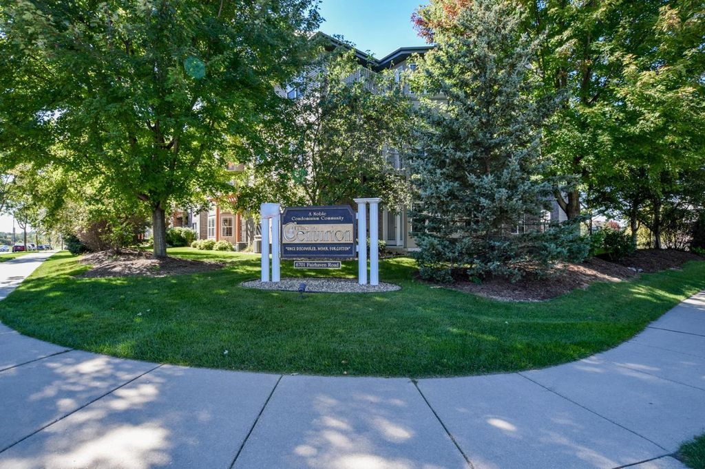 Photo of 3673 S Ahmedi AVENUE, Saint Francis, WI 53235 (MLS # 1944869)