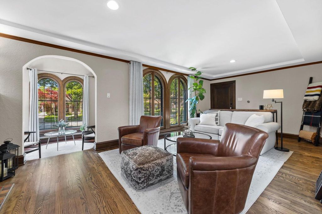 Photo of 2648 Lefeber AVENUE, Wauwatosa, WI 53213 (MLS # 1963137)